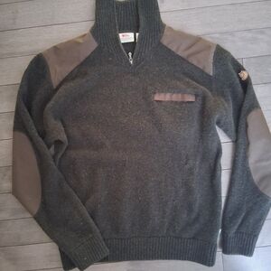 Fjallraven Koster 100% Wool Sweater XL Army Olive Green EUC Almost Like New